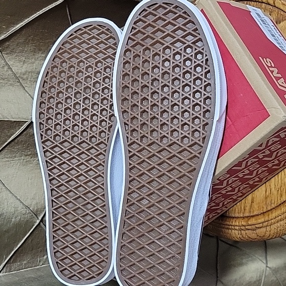 NWT- Vans Unisex ‘Classic’ Checkerboard Slip On - Picture 7 of 7